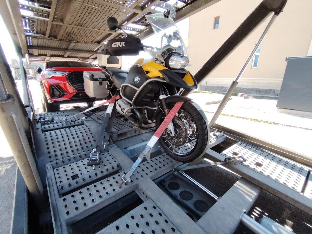 Transport motocicletă